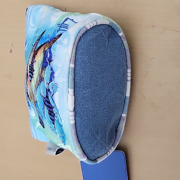 Turtle Guy Harvey designer, make up bag. Sun N Sand canvas. - Picture 2 of 6